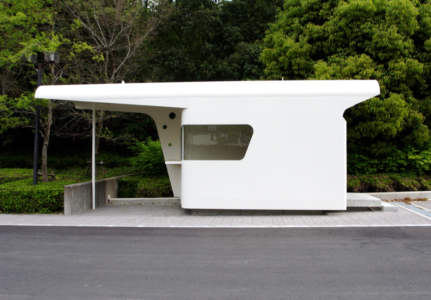 KOBE DESIGN UNIVERSITY,YOSHITAKE HALL 